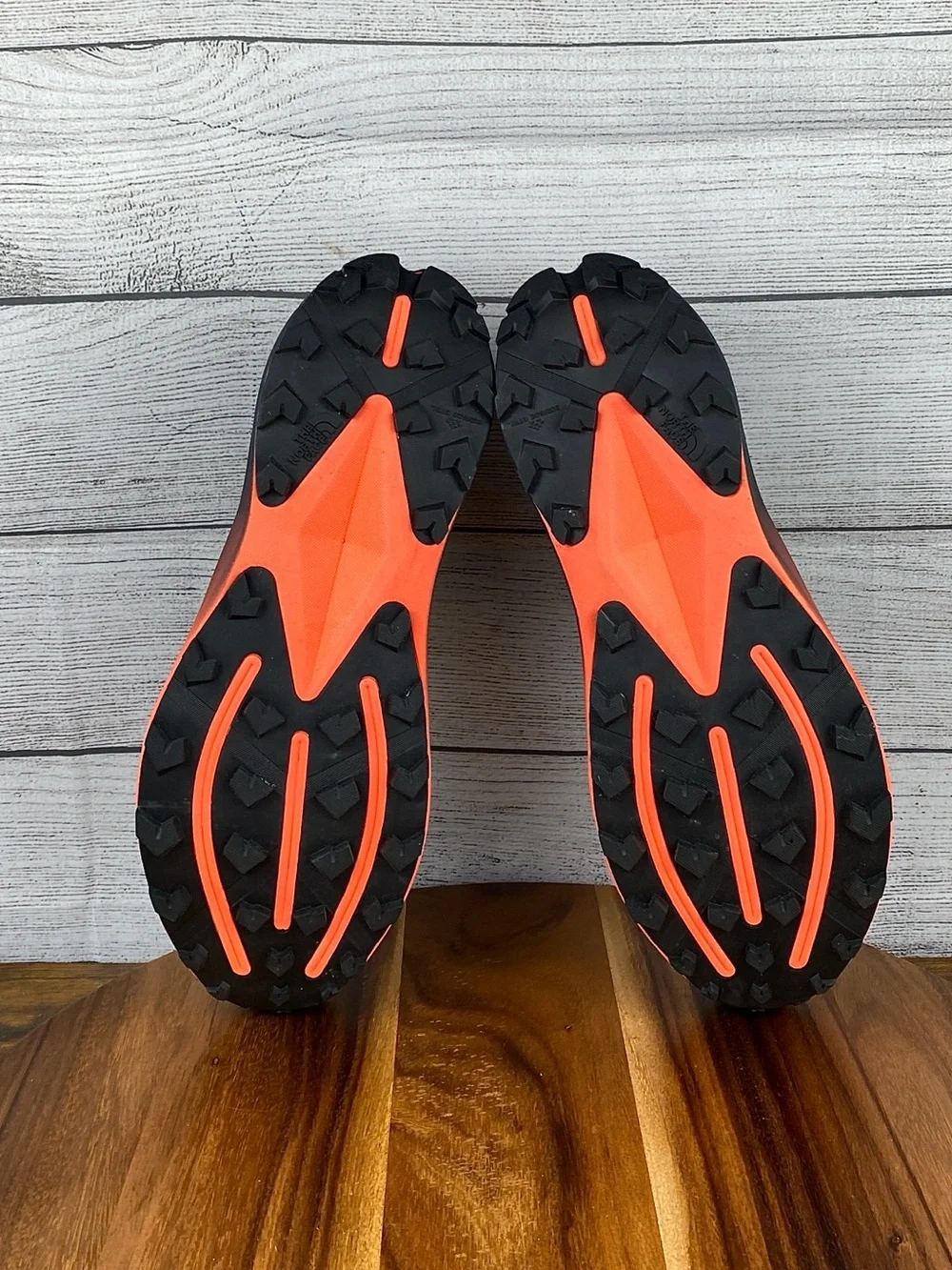 NEW The North Face Men's Vectiv Infinite 2 Trail Run Shoes Black Flame Size 12